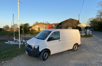 Volkswagen TRANSPORTEUR T5 image