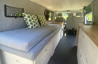 Volkswagen TRANSPORTEUR T5 image