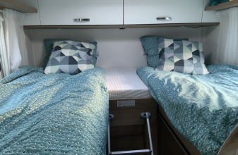 Citroen CARADO V337 image