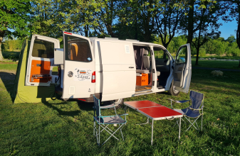 Volkswagen TRANSPORTEUR T5 2L TDI 140ch image