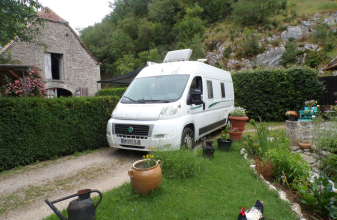 FIAT FONT VENDOME VANS image