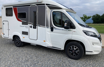 FIAT BURSTNER TRAVEL VAN image