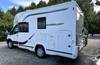 FORD BENIMAR TESSORO image