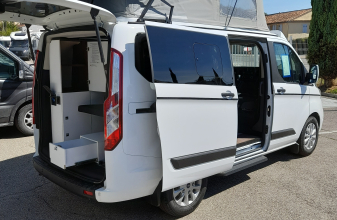 Ford LAIKA URBAN F100 image