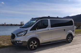 Ford WESTFALIA Nugget plus image