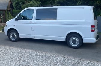 Volkswagen VOLKSWAGEN Transporter T5 image